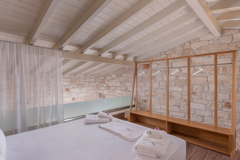 Bedroom 5, Mint Retreat Suites, Central Macedonia