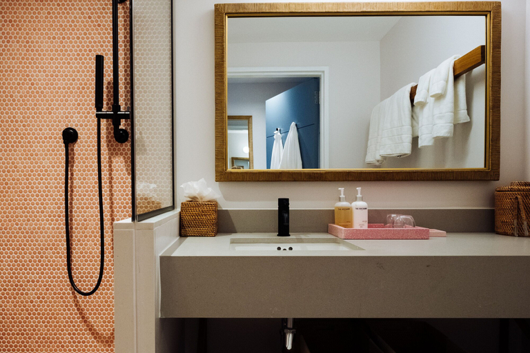 Bathroom 5, The Rockaway Hotel, New York