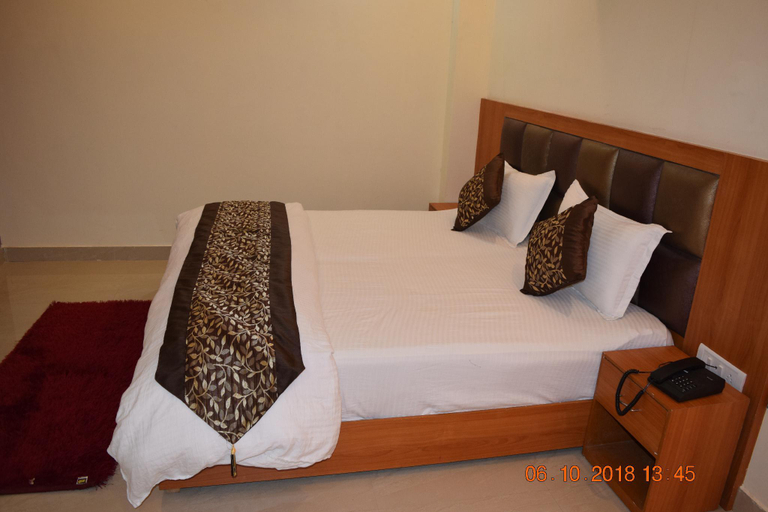 2, THE ROYAL STAY, Gautam Buddha Nagar