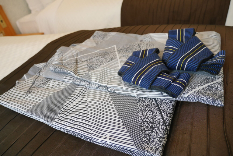 Amenities 8