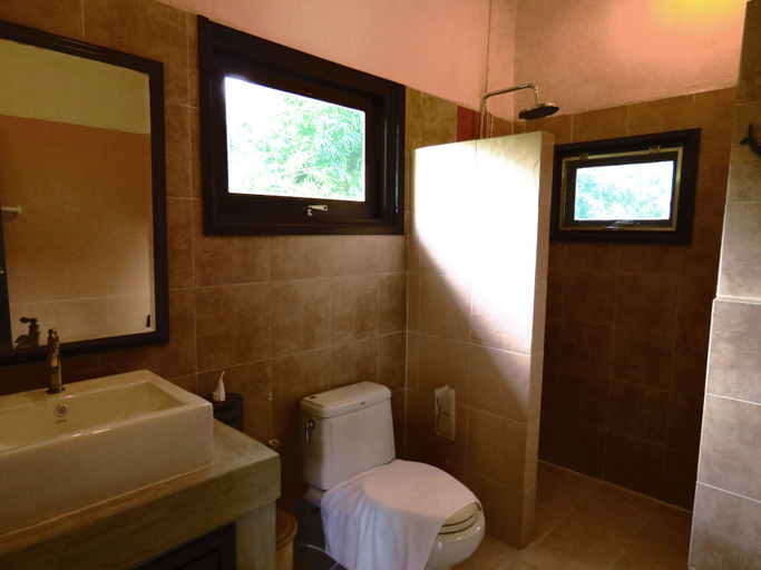 Bathroom 5, The Journey House Lifestyle Boutique Hotel, Muang Kanchanaburi