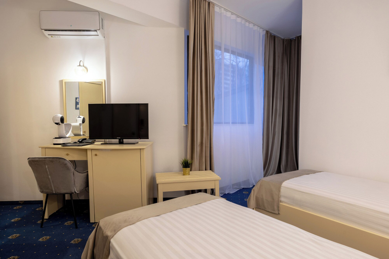 Bedroom 2, HOTEL SIR ROYAL, Municipiul Bucuresti