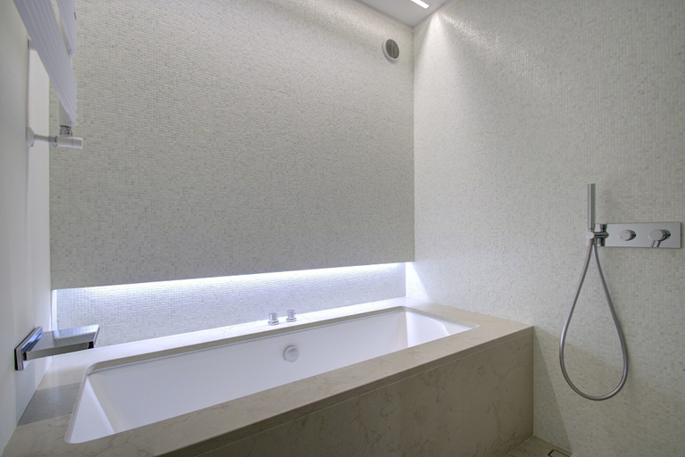Deep soaking bathtub, GrandCanal-Green, Venezia