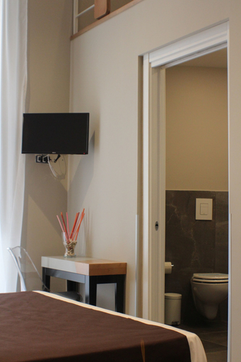 Bedroom 2, Be Italian Flat Piazza Bovio 22, Napoli