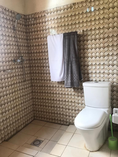 Bathroom 3, Rainbow Aparts, Gasabo