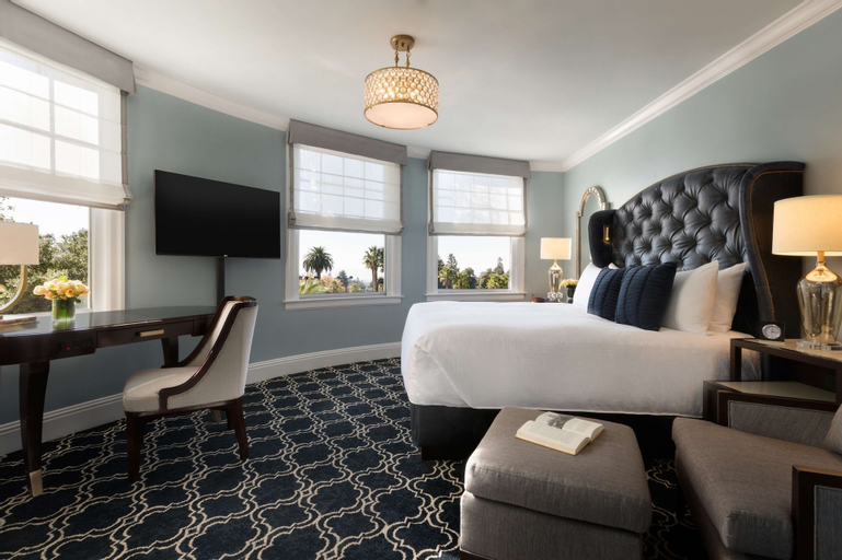 Bedroom 29