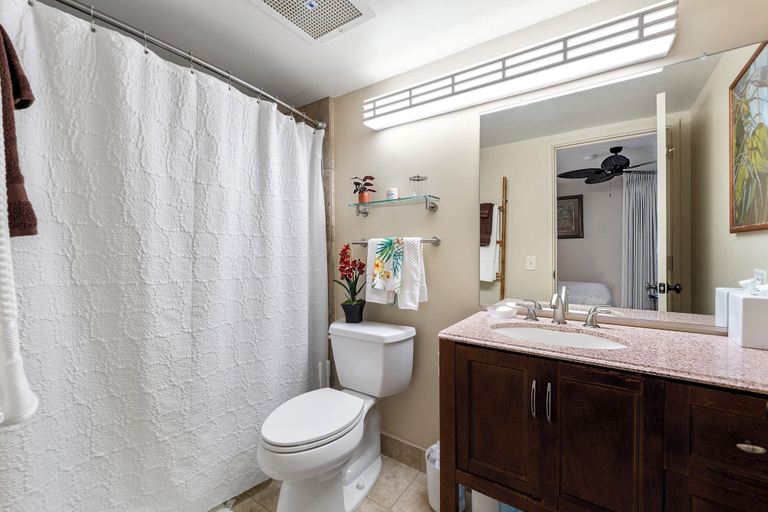 Bathroom 4, Kona By The Sea, Hawaii