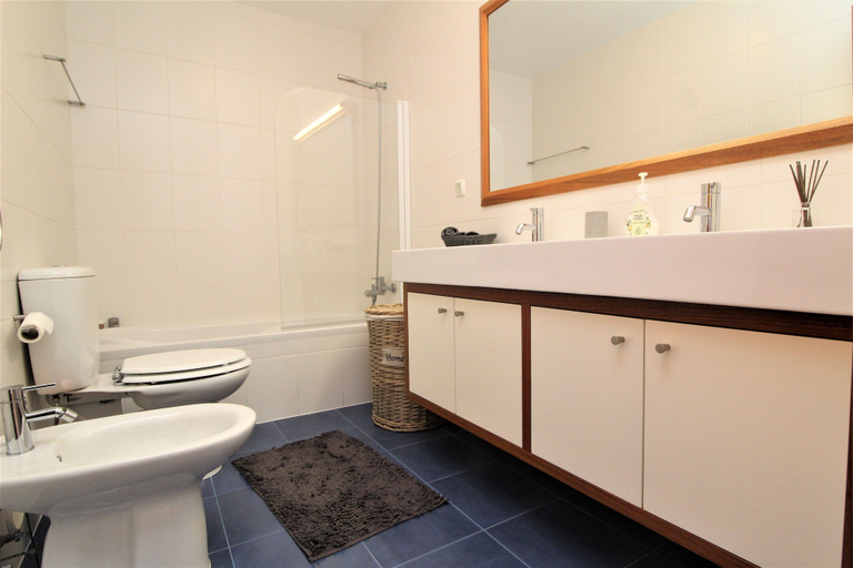 Bathroom 3, Paul do Mar Charming Apartment T2, Calheta