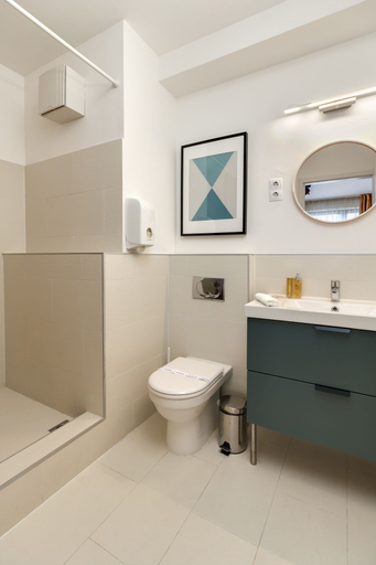 Bathroom 4, Quality Point Apartments 0-24 reception, Budapesti