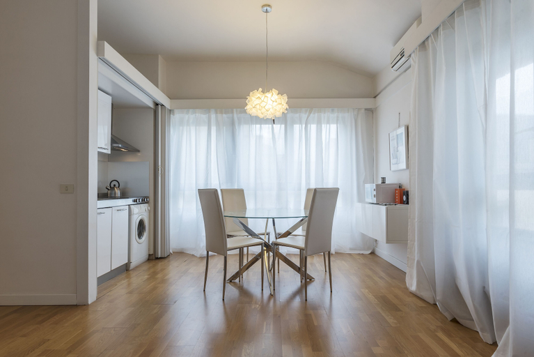 Others 2, Sant'Angelo Modern Apartment, Rome