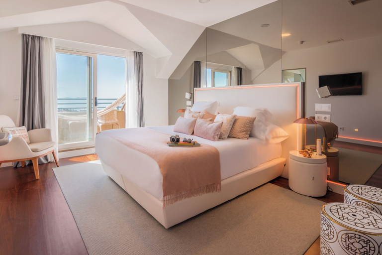 Bedroom 4, Augusta Eco Wellness Resort, Pontevedra