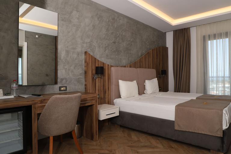 Bedroom 5, CITY POINT BEACH & SPA HOTEL, Didim