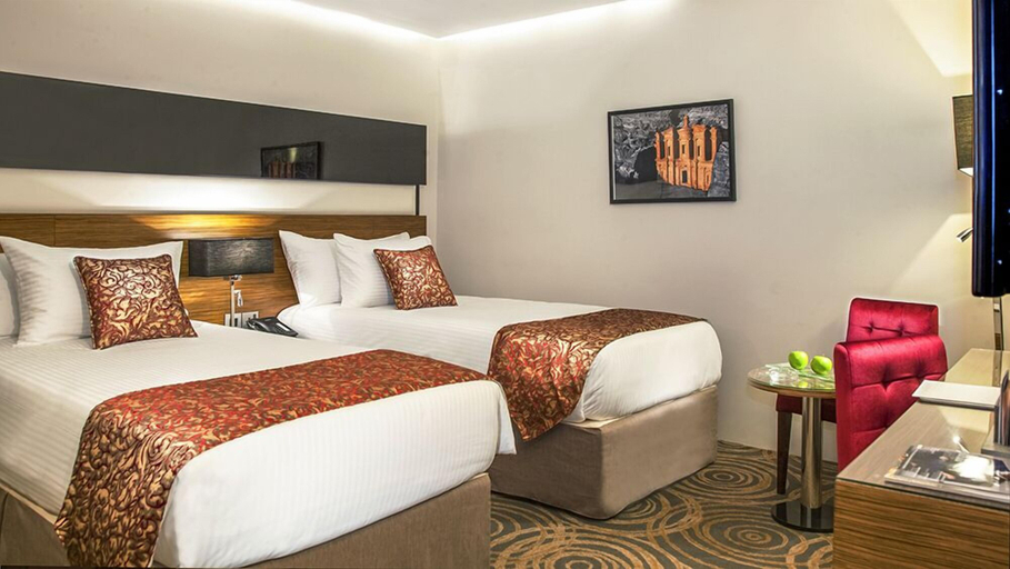Bedroom 3, Harir palace Hotel, Wadi Essier