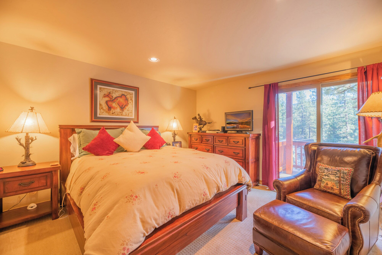 Bedroom 3, Pankratz Pines, San Bernardino