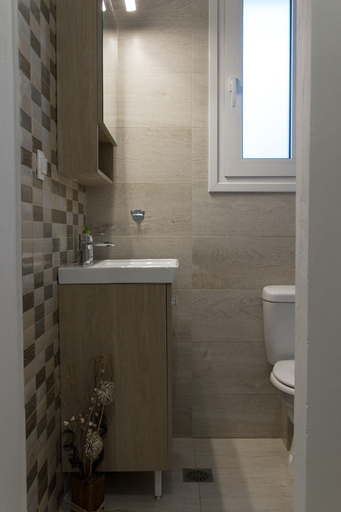 Bathroom 3, Ozone Complex by A&D Properties, Attica