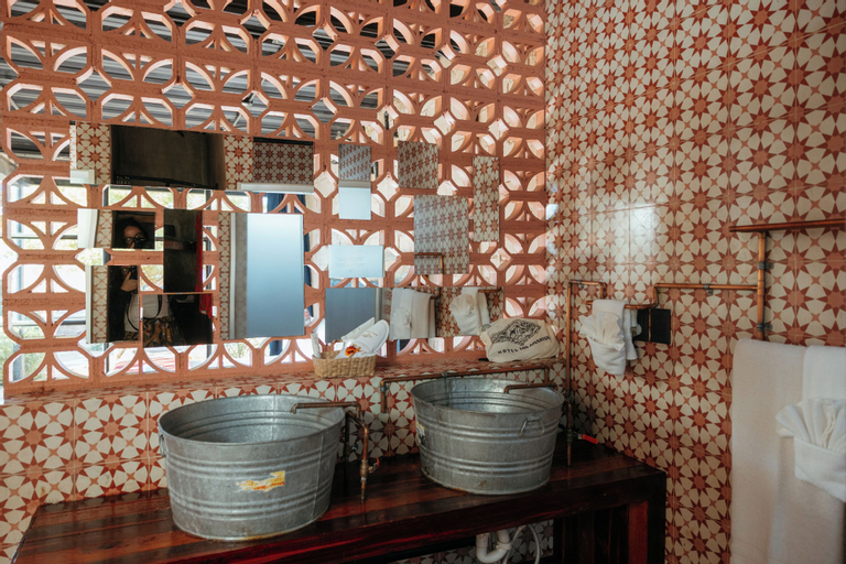 Bathroom 5