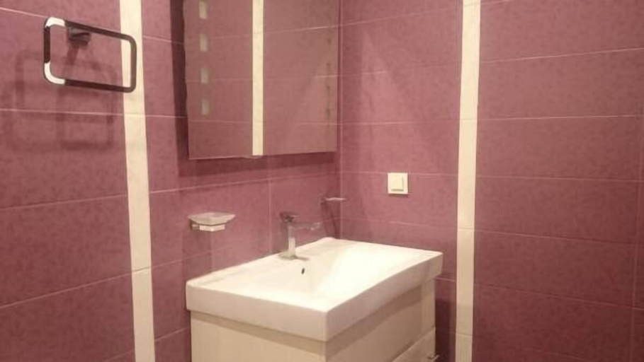 Bathroom 4, CheckInArmenia, Yerevan