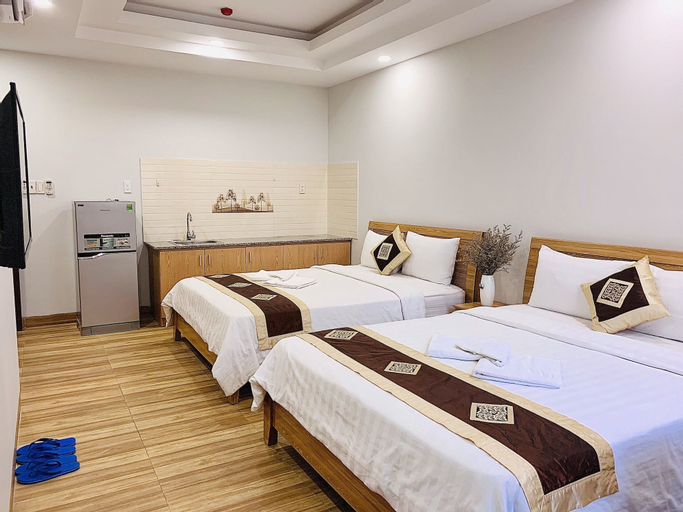 Bedroom 13