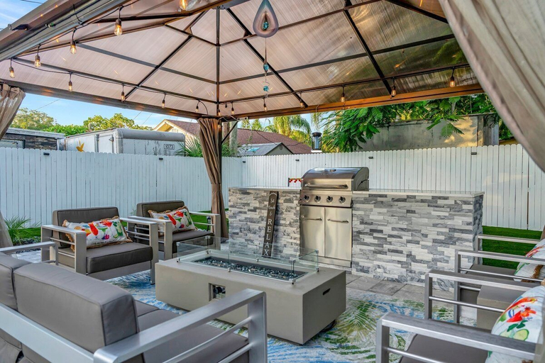 Food & Drinks, St. Pete Family Bungalow & Private Oasis, Pinellas