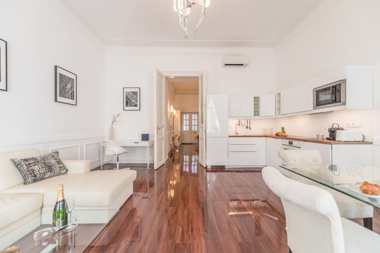 Others 4, Music Academy Bedroom Suite Café Vian Apartman Kft, Budapesti