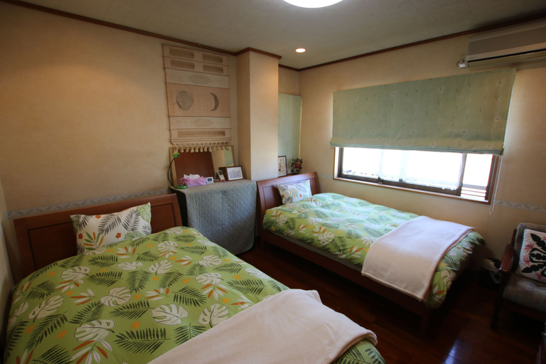 Bedroom 2, Wonder House, Uruma