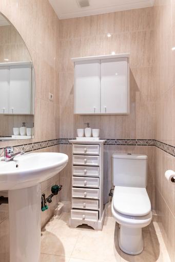 Bathroom 3, VOLANTIN I apartment by Aston Rentals, Vizcaya
