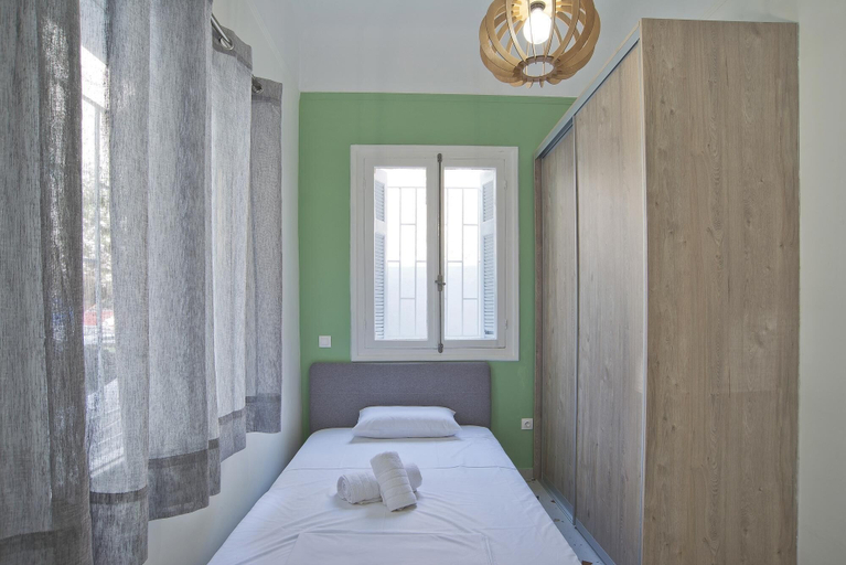 Room 4, Aristea in Athens With 2 Bedrooms and 1 Bathrooms, Attica