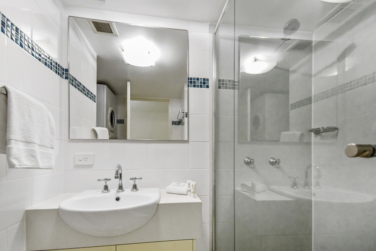 Bathroom 3, Naousa II, Noosa - Noosa-Noosaville
