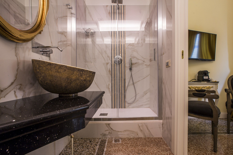 Bathroom 4, Trastevere Royal Suite Trilussa, Roma