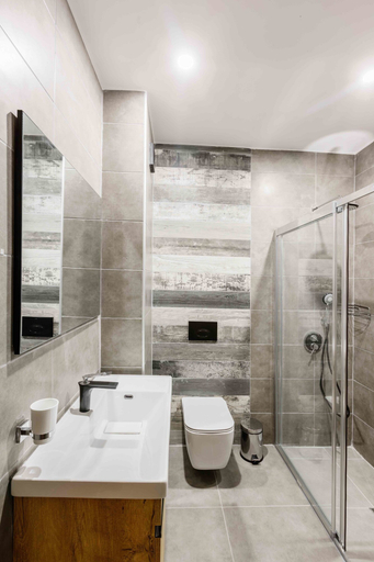 Bathroom, G Suites Luxury Rentals