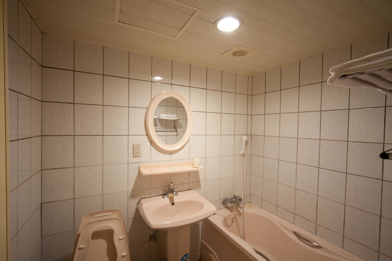 Bathroom 4, Champagne Hotel, Yilan