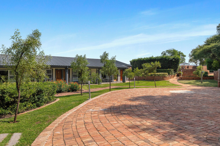 Exterior & Views 2, Park Hotel Mokopane, Waterberg