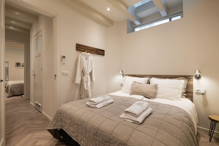 Bedroom 4, Leidse Square Luxury Apartment, Amsterdam