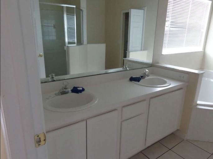 Bathroom 4, Villa Pena - Indian Point, Osceola