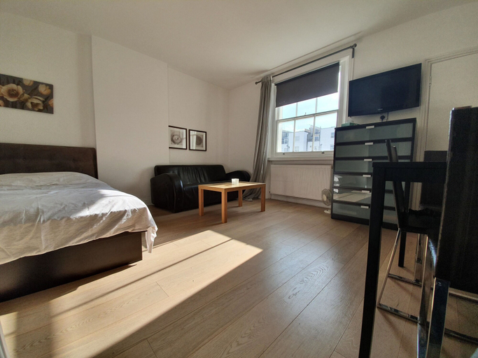 Bedroom 4, Studio Apartment in South Kensington 7, London