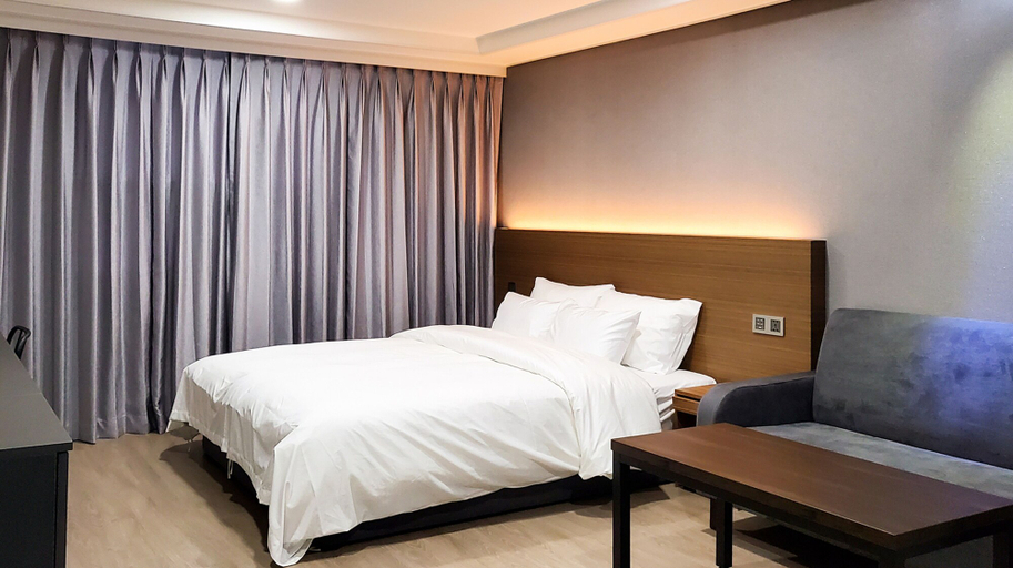 Bedroom 3, P&S Hotel Busan, Haeundae