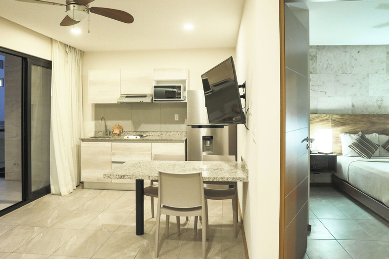 Dining Room 12