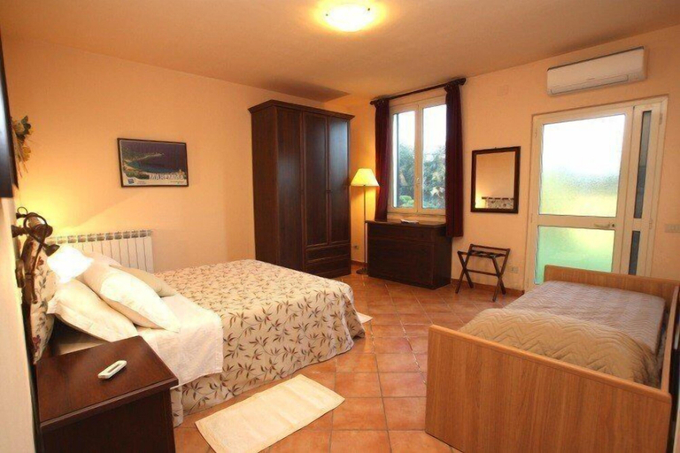 Bedroom 2, Agriturismo Peretti, Grosseto