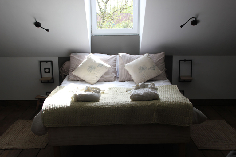 Bedroom 5, La Maison Au Fil du Temps, Somme