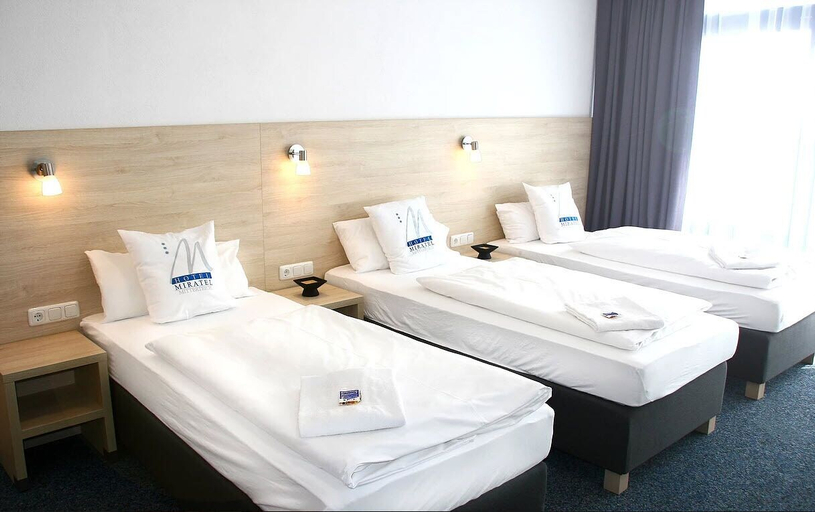 Bedroom 4, Miratel Hotel, Tirschenreuth