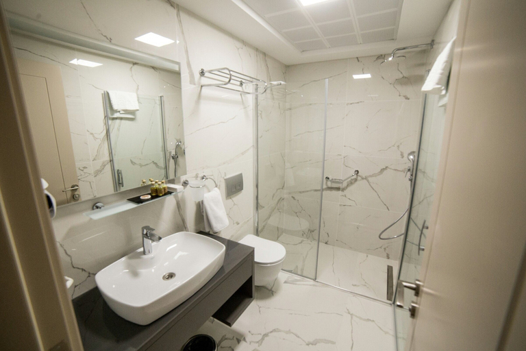 Bathroom 5, The Charm Hotel - Old City, Fatih