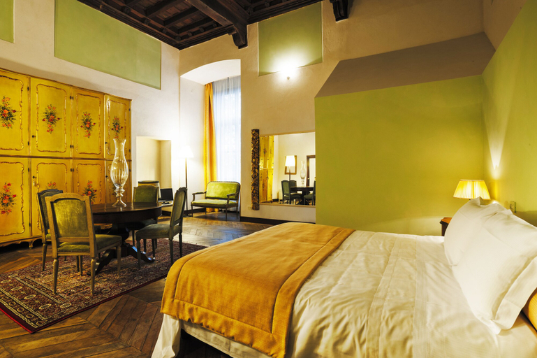 Bedroom 2, Castello di Compiano, Parma