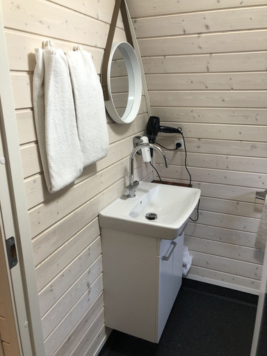 Bathroom 4, Hodde Kro, Varde