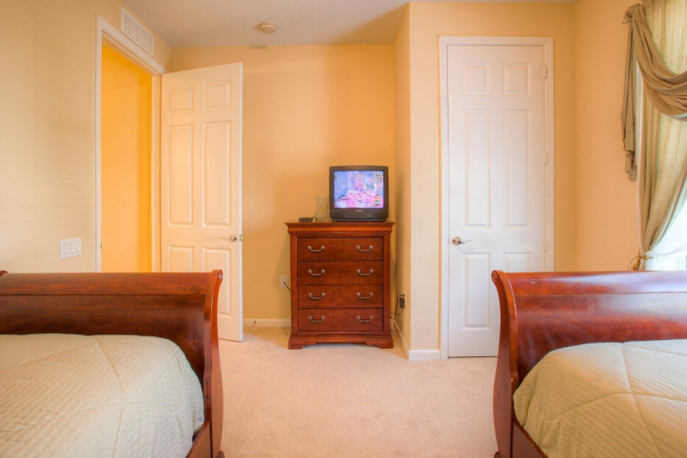 Bedroom 4, Lovely Third-floor Vista Cay Resort Condo!, Orange