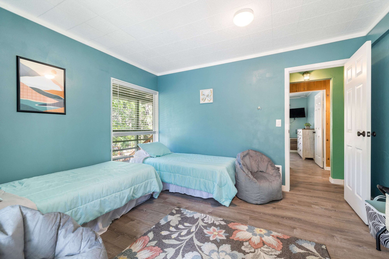 Bedroom 3, Deschutes Riverwoods Retreat, Deschutes