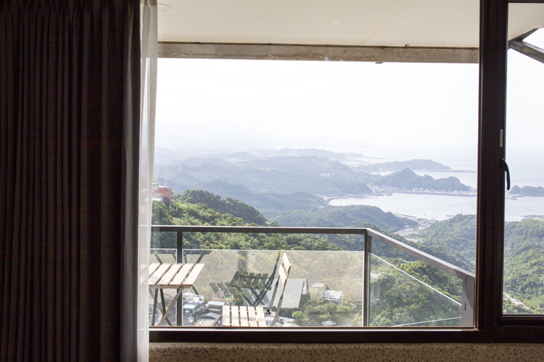 Others 5, TWO Easy Inn, New Taipei City