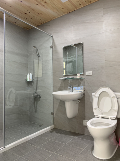 Bathroom 3, Kumquat Township, Chiayi County
