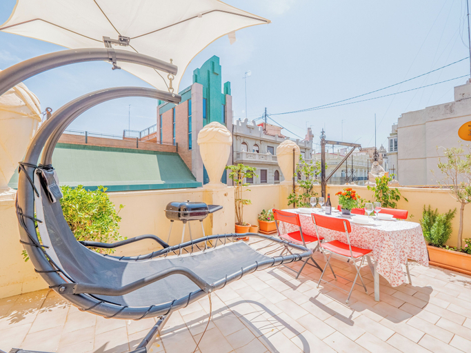 Sport & Beauty, Atico de lujo plaza ayuntamiento pet friendly, Valencia