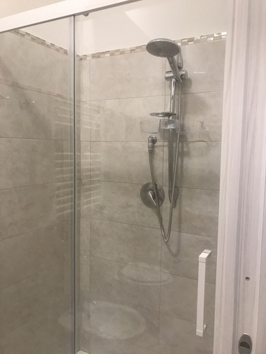 Bathroom 4, La Serenissima Hotel, Palermo