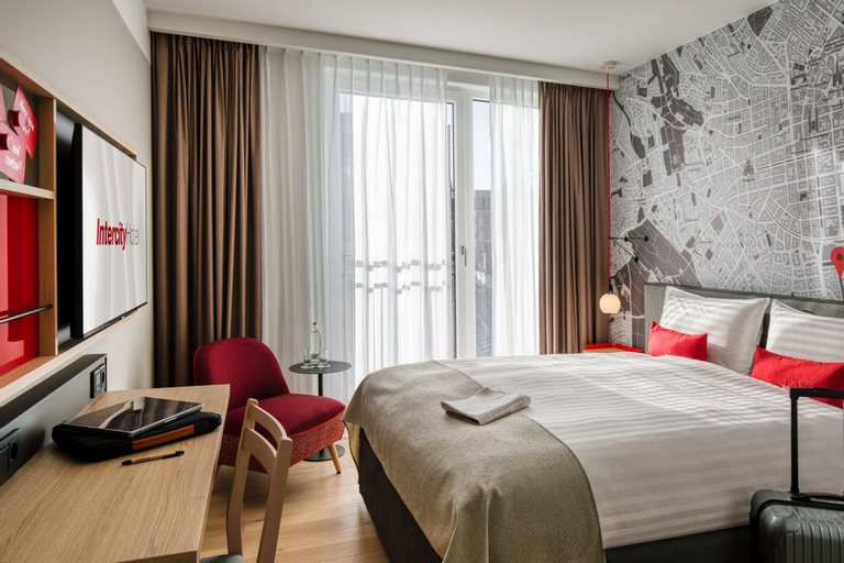 Bedroom 24